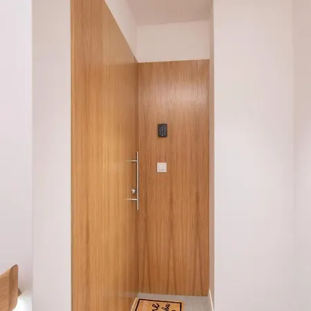 Vista Lisboa Guest דירה *